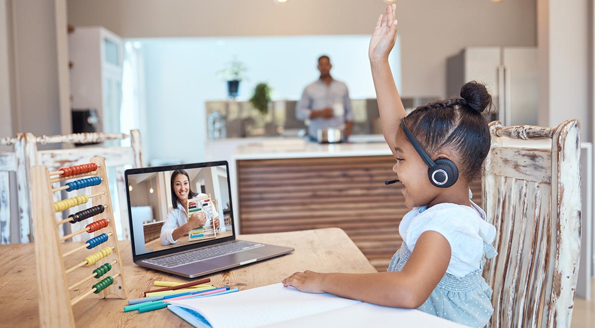 10 Signs Your Child Will Thrive in an Online Learning Environment